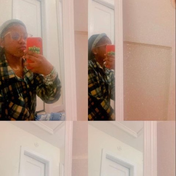 Meet your Posher, Ariel - Picture 1 of 1